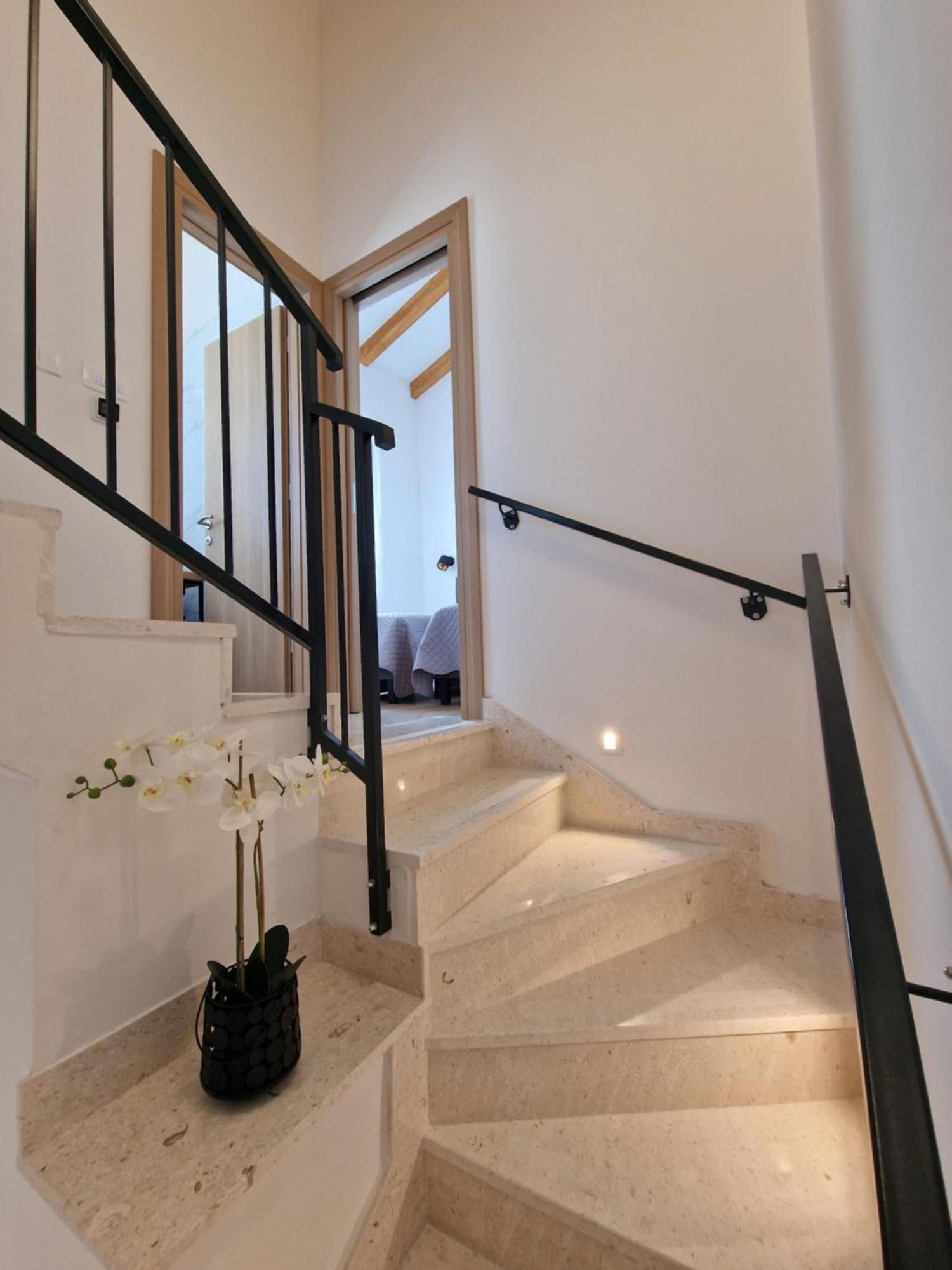 Apartments Miamare Примоштен Екстер'єр фото